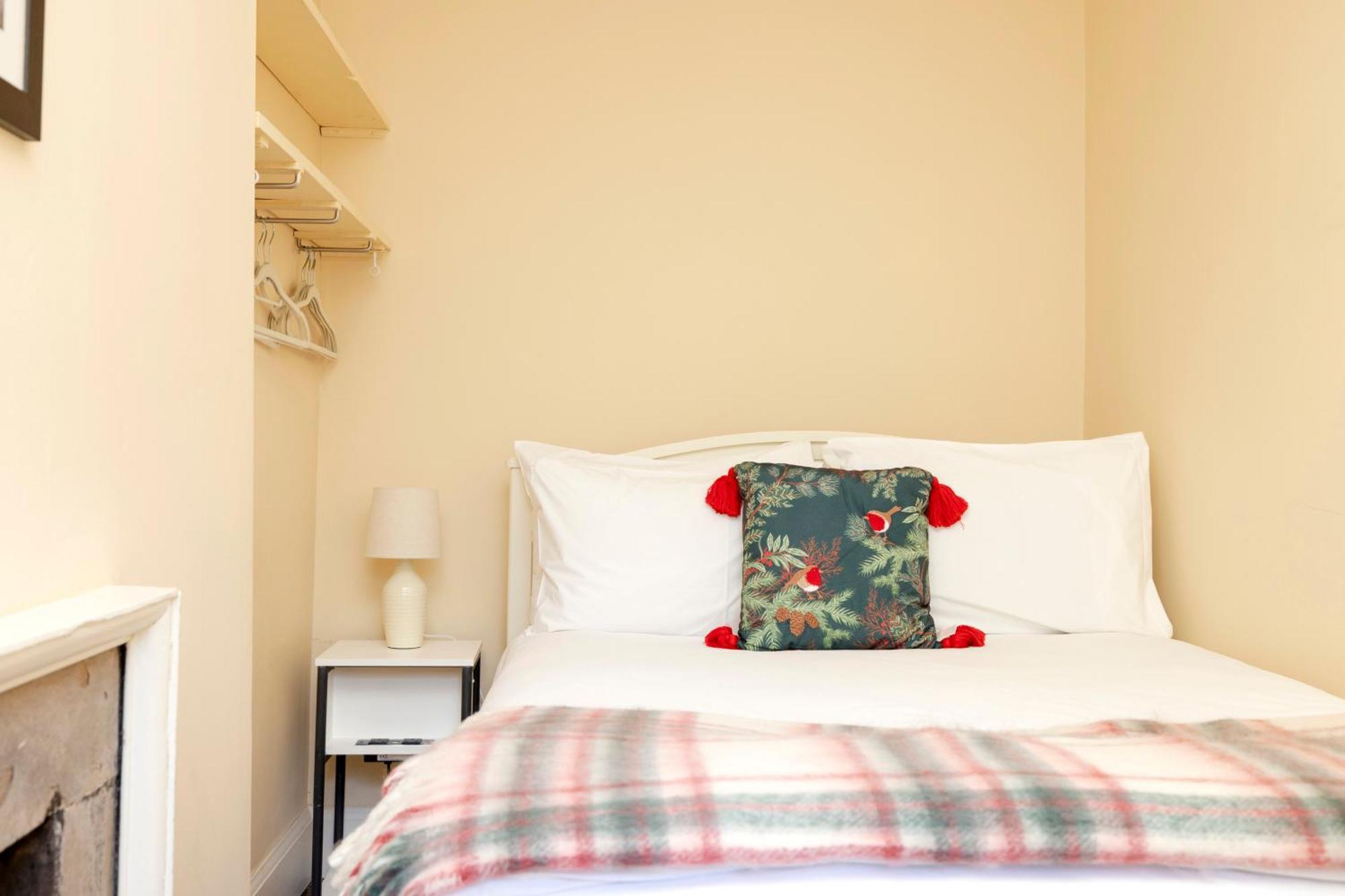 Joivy Beautiful Apartment, Private Garden, Calton Hill EDI Exterior photo