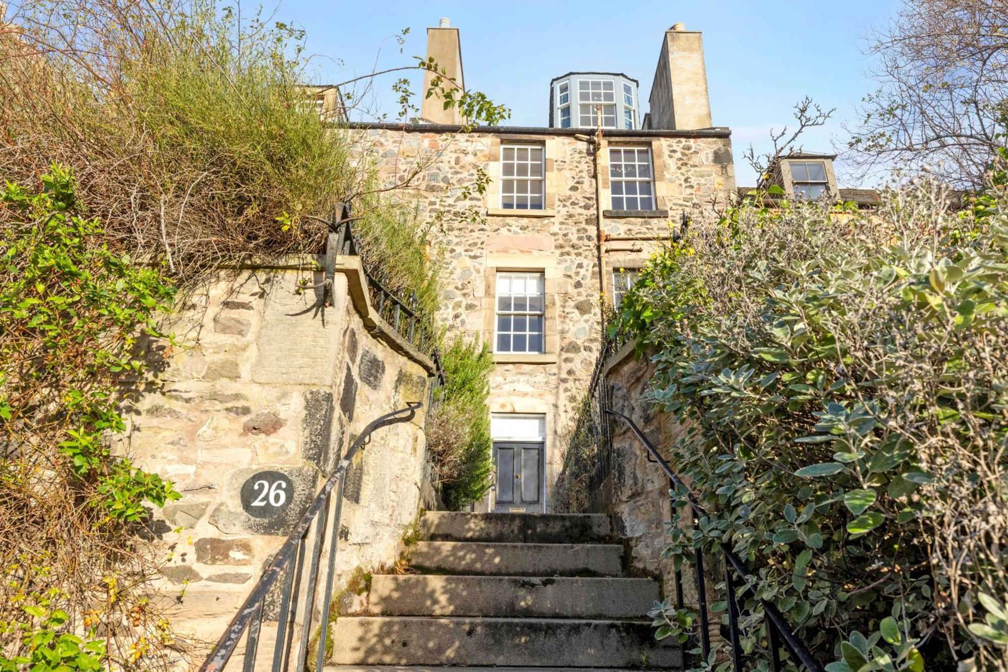 Joivy Beautiful Apartment, Private Garden, Calton Hill EDI Exterior photo