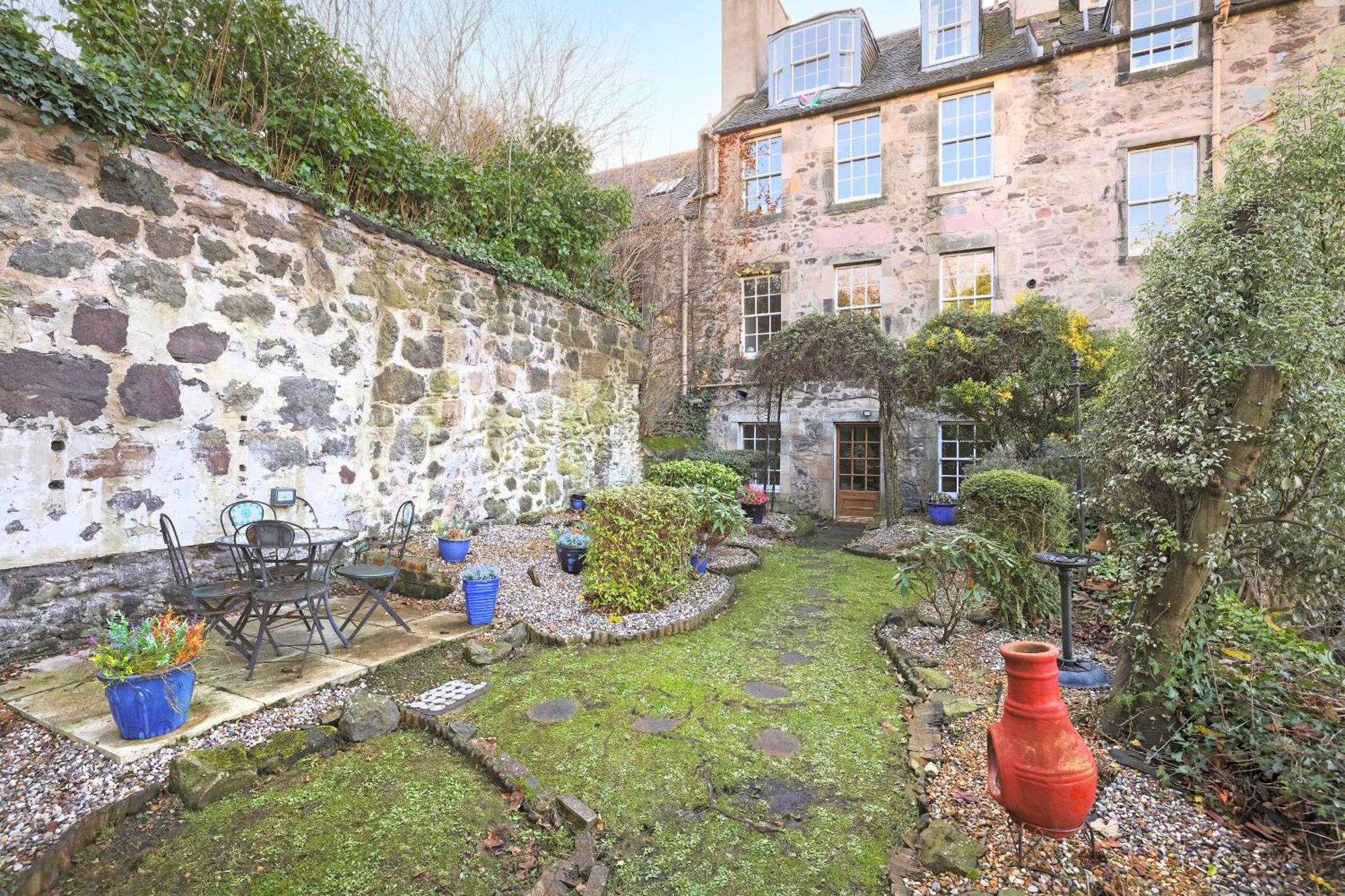 Joivy Beautiful Apartment, Private Garden, Calton Hill EDI Exterior photo