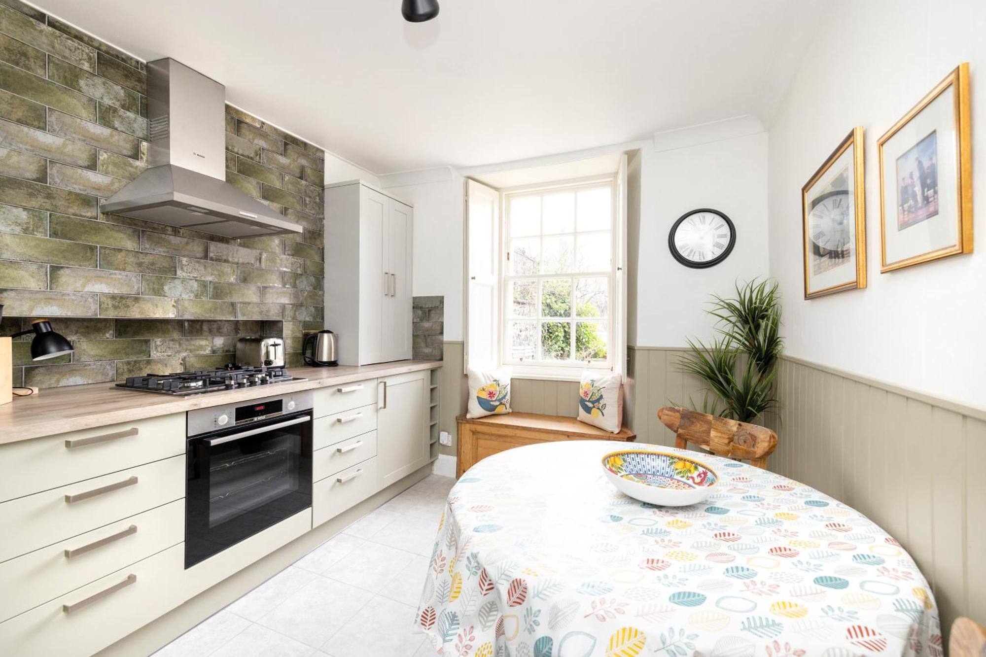 Joivy Beautiful Apartment, Private Garden, Calton Hill EDI Exterior photo