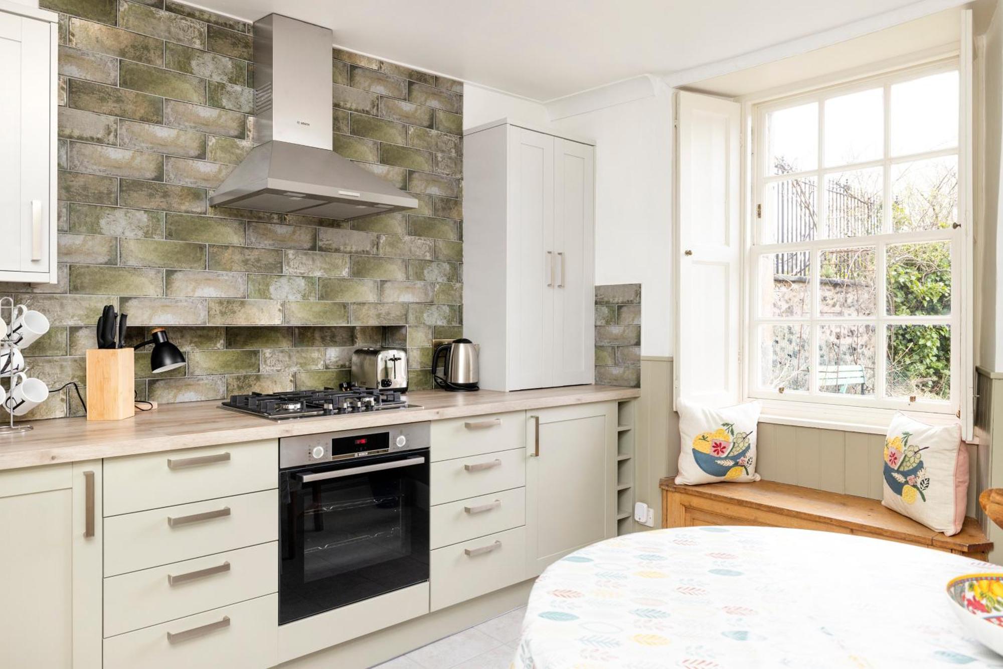 Joivy Beautiful Apartment, Private Garden, Calton Hill EDI Exterior photo